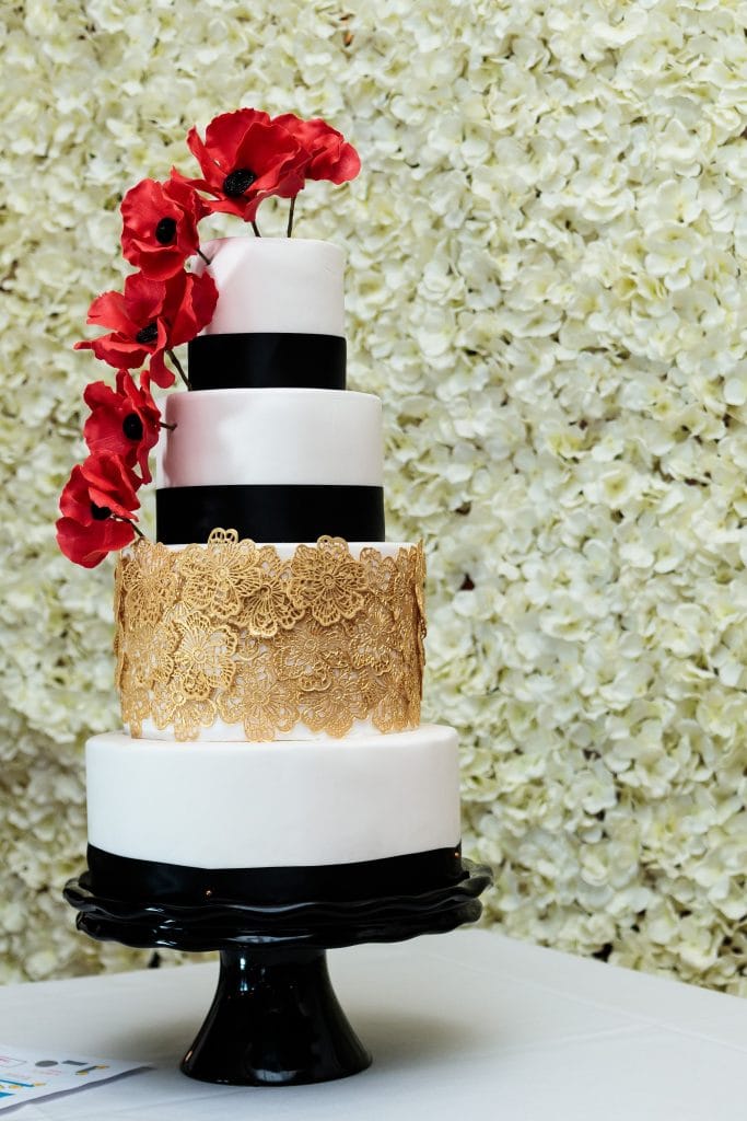 Bresser photography loves wedding cake - save some for Pete